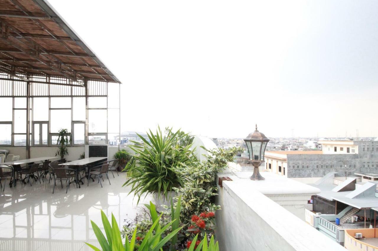 Airy Thamrin Gandhi