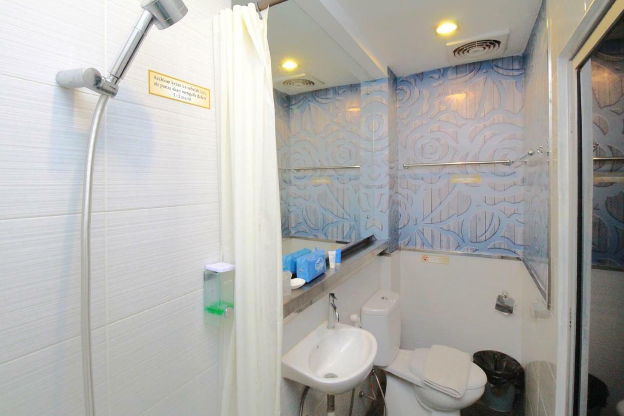 Airy Thamrin Gandhi